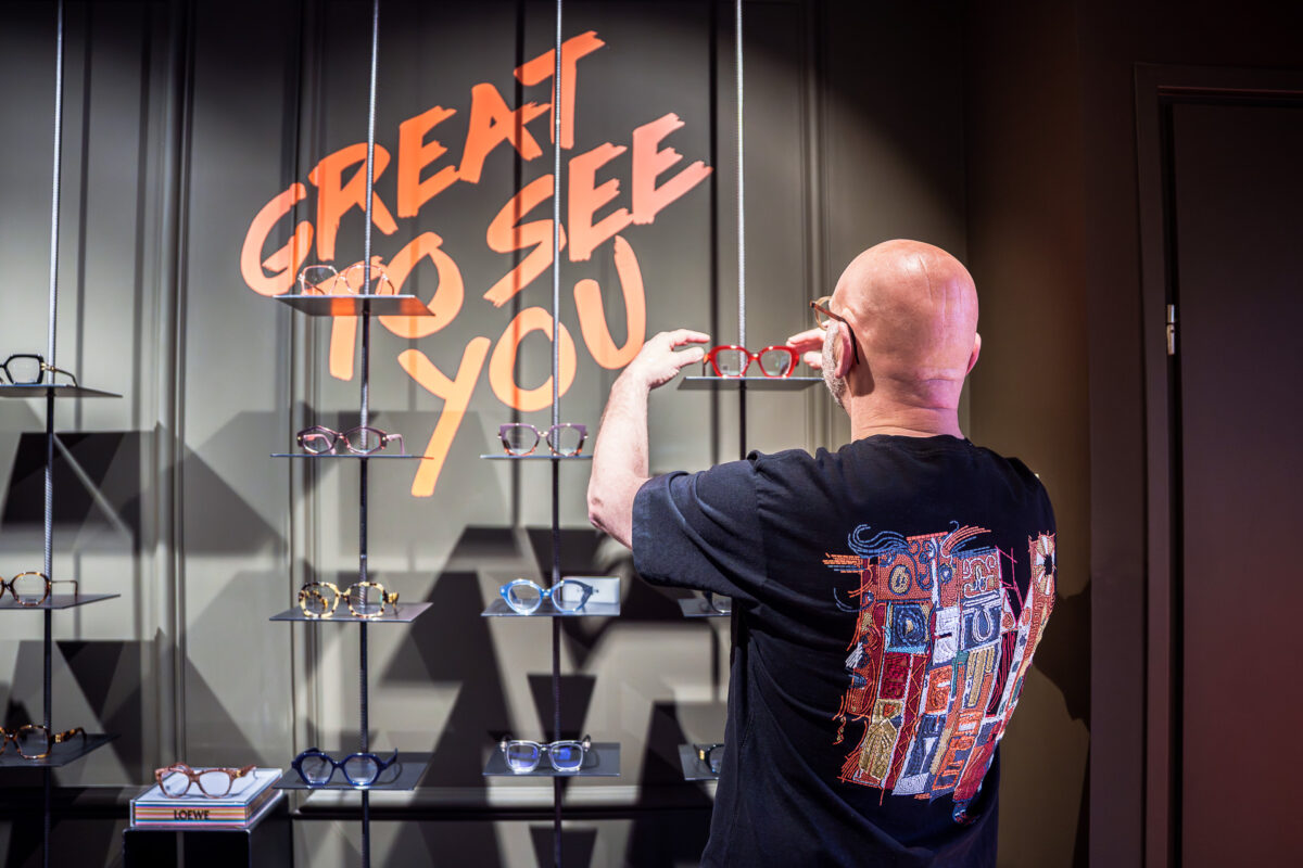 Brillen-assortiment met GREAT TO SEE YOU brush-graffiti